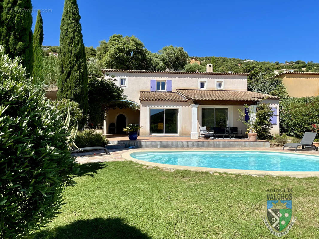 Maison à LA LONDE-LES-MAURES