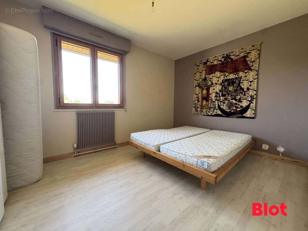 Maison 106 m² à Montfort-Sur-Meu  - photo 8