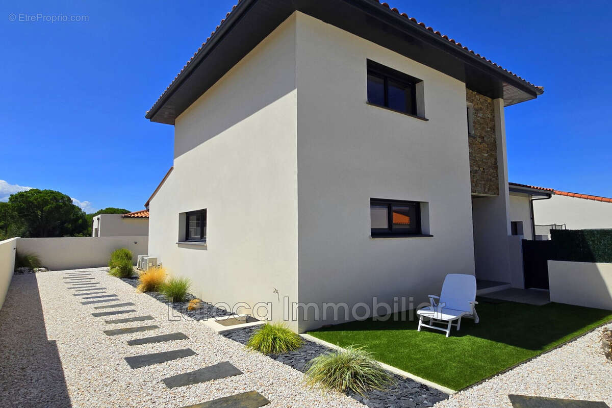 Maison 93 m² à Laroque-Des-Alberes  - photo 7