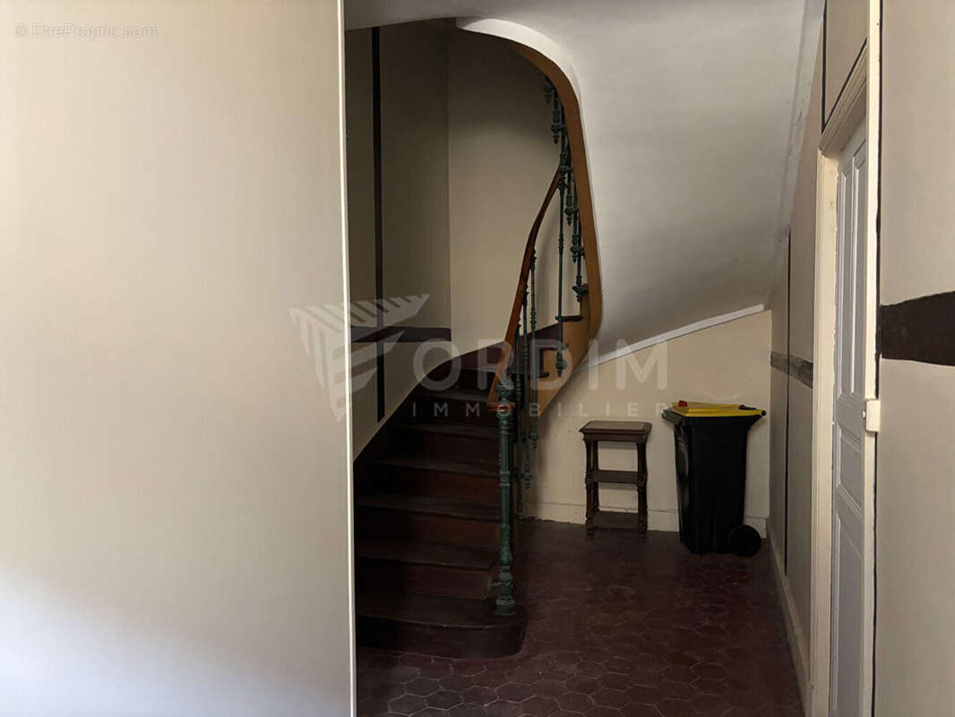 Appartement à EPINEUIL