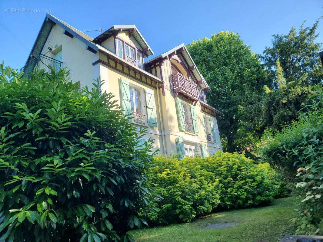 Maison à RUEIL-MALMAISON