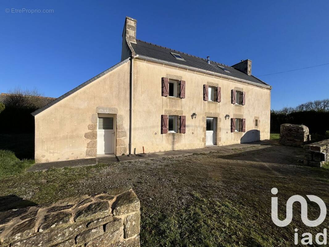 Photo 1 - Maison à BEUZEC-CAP-SIZUN