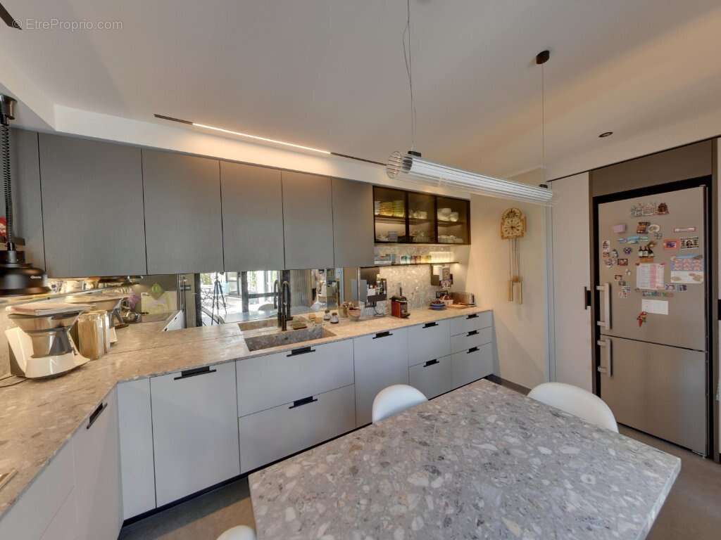 Appartement à LYON-4E
