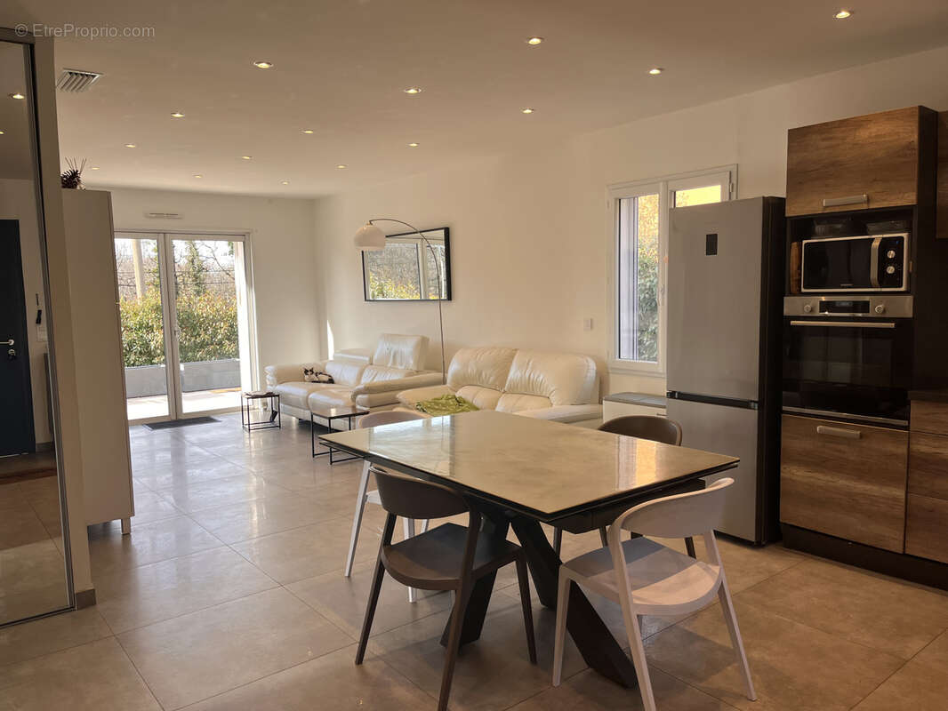 Maison à SAINT-VALLIER-DE-THIEY