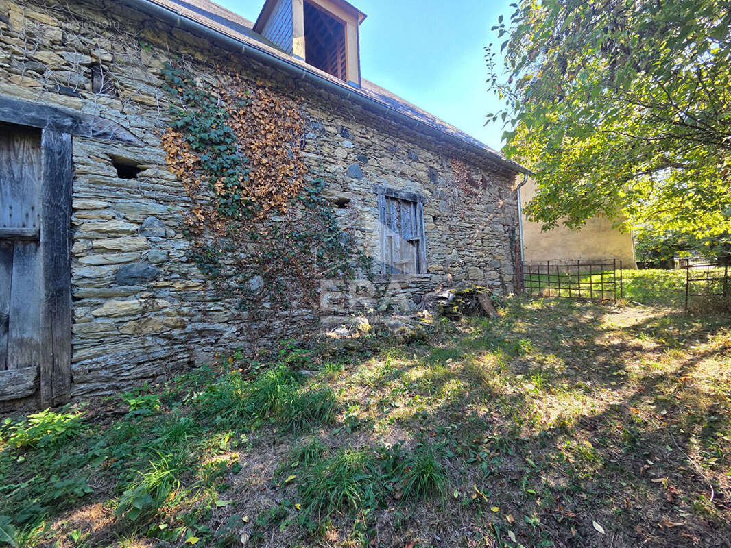 Maison à SAINT-PASTOUS