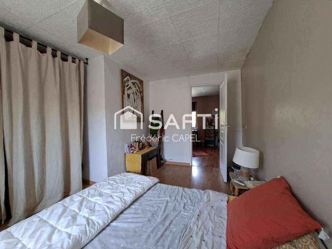 Maison 93 m² à Castres  - photo 7