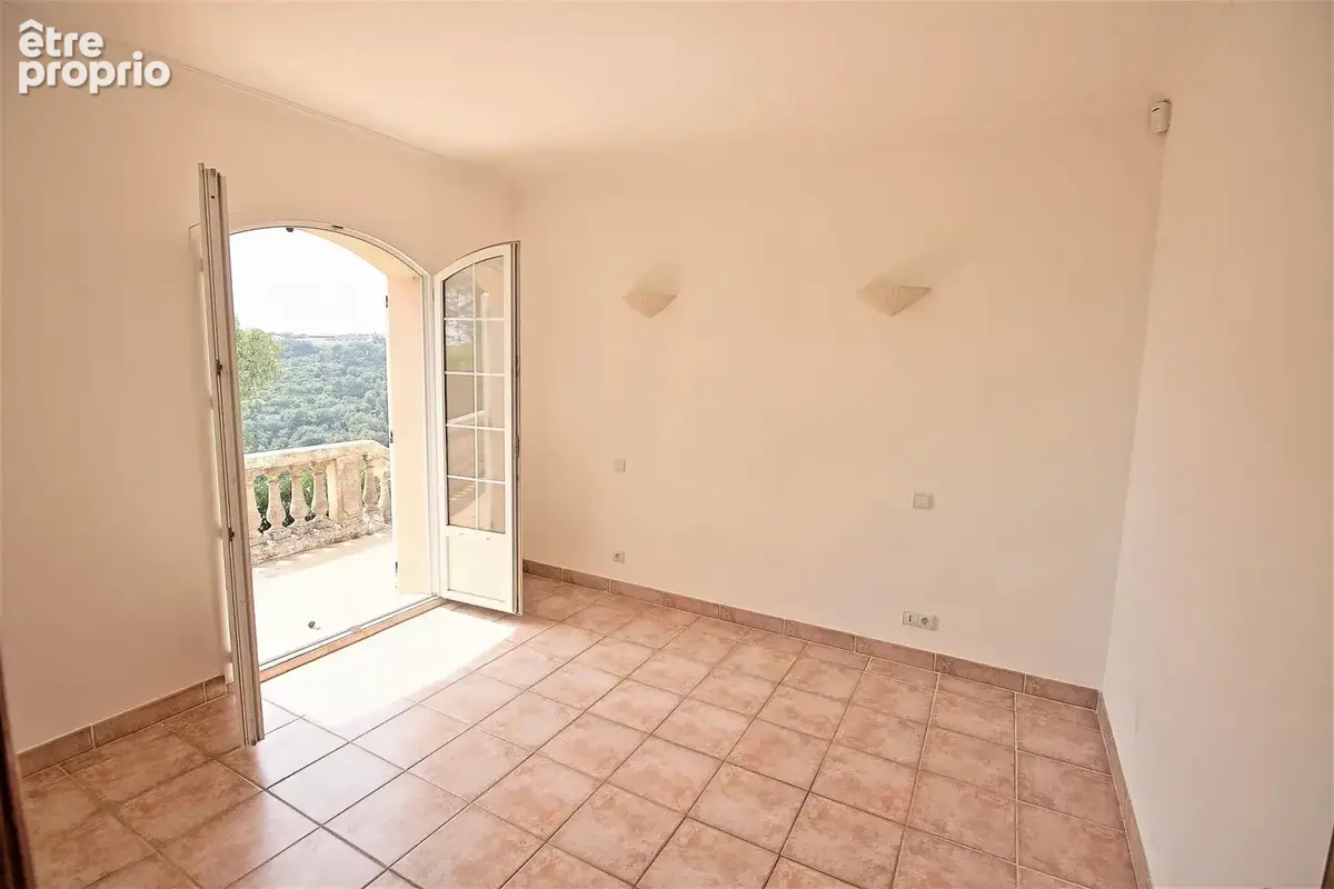 Nice - St Pierre de Féric Superbe Maison terrain plat - photo 6