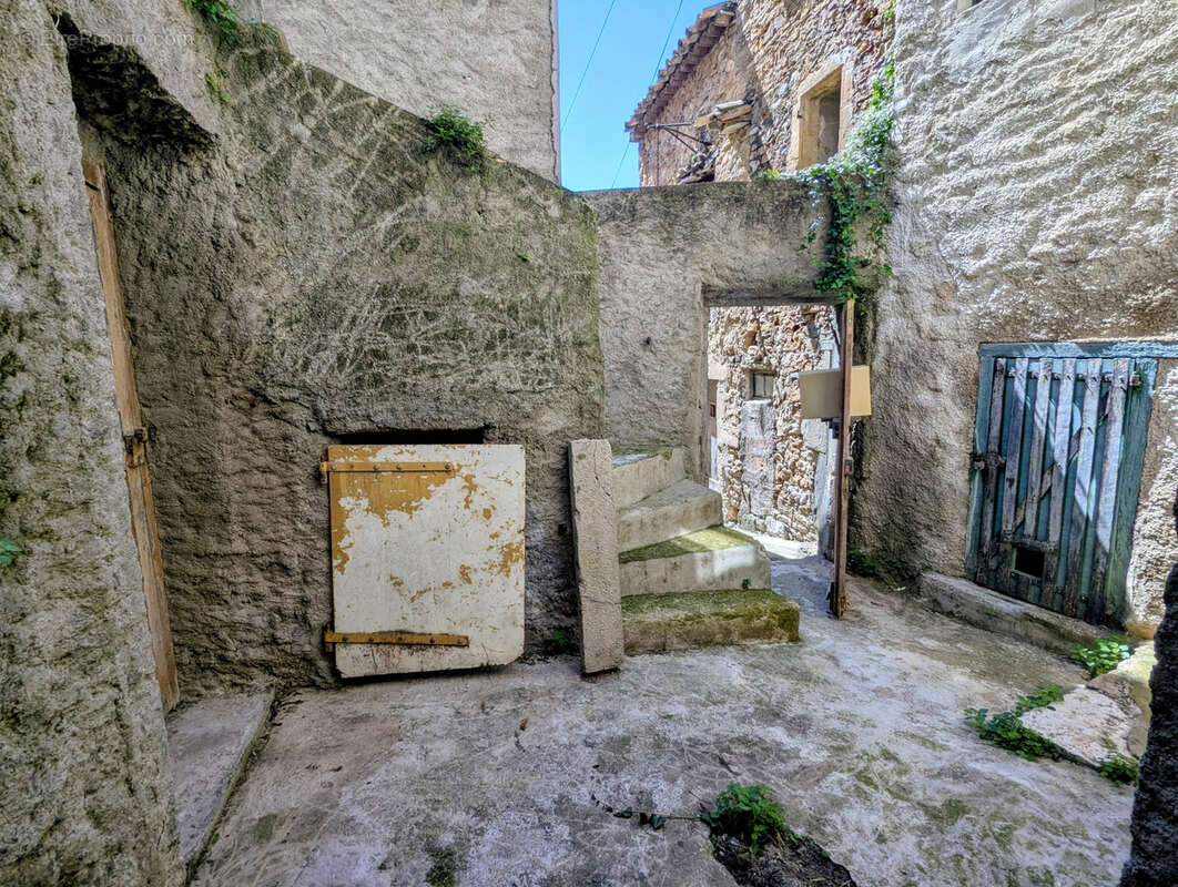 Maison à LA CAUNETTE