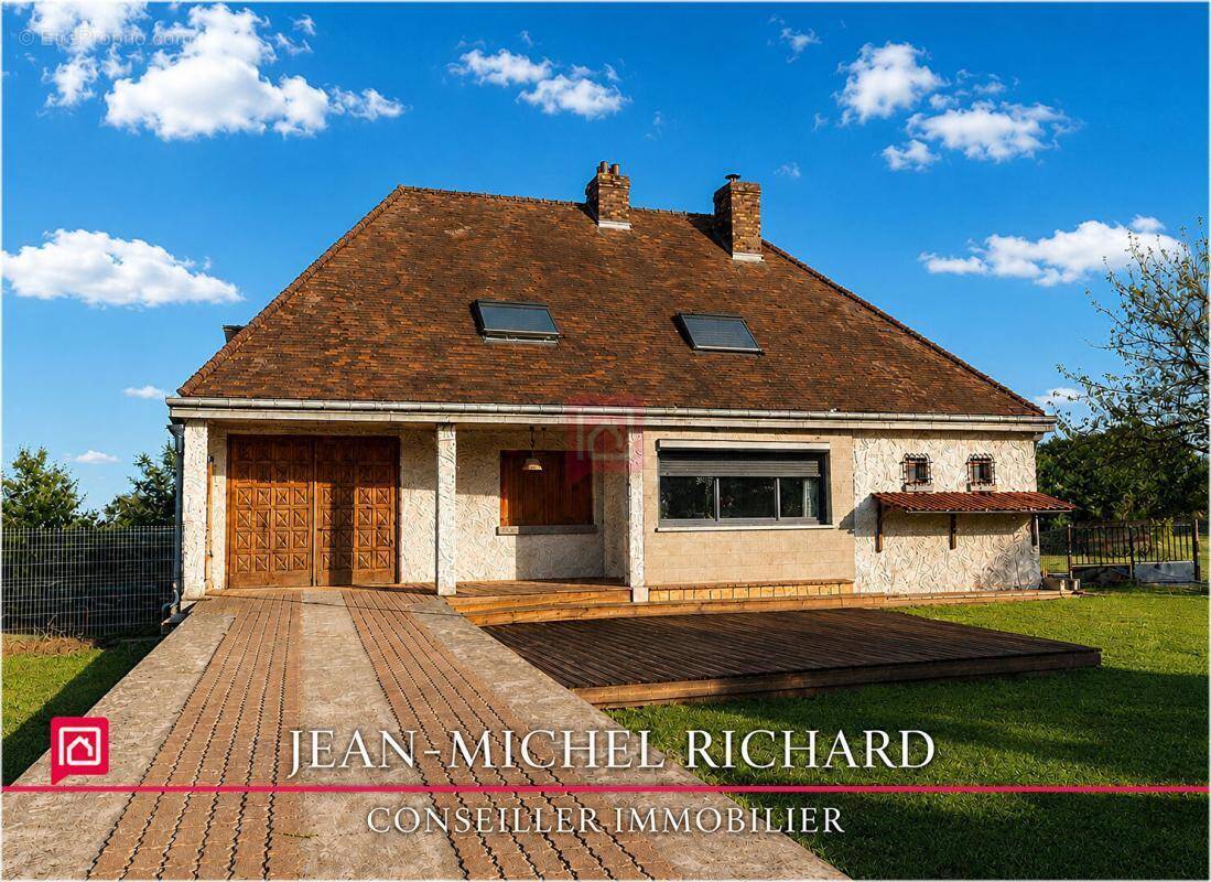 Maison à CHITENAY