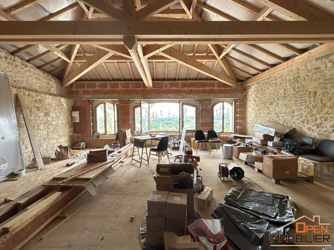 Appartement à GOURDON