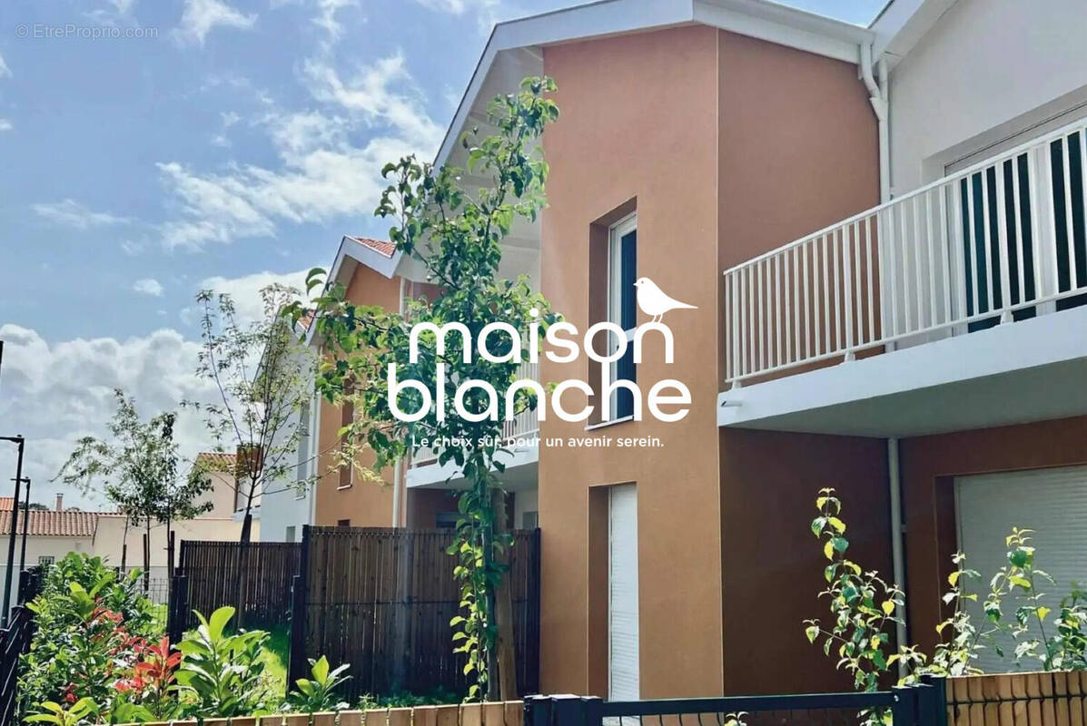 Appartement à FOURAS