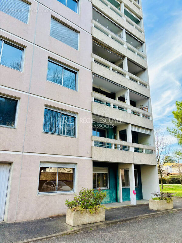 Appartement à TASSIN-LA-DEMI-LUNE