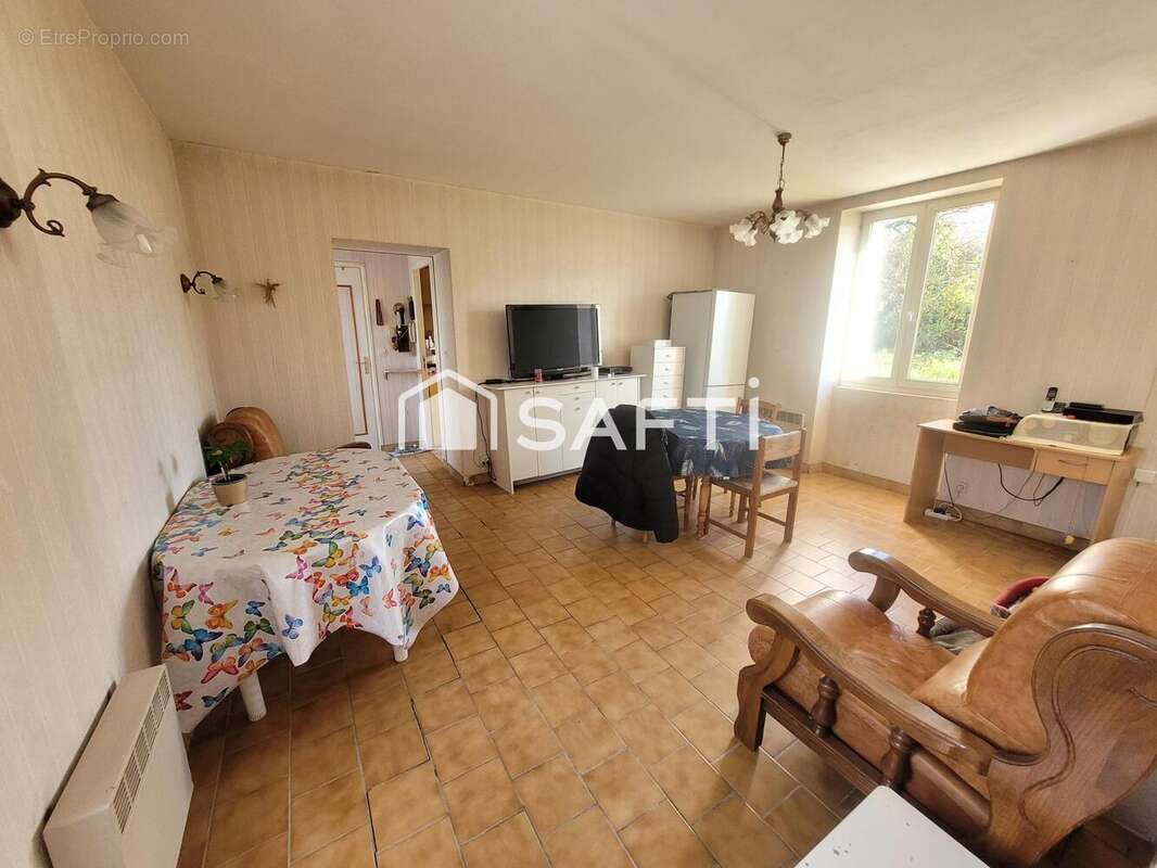 Photo 4 - Maison à DESCARTES