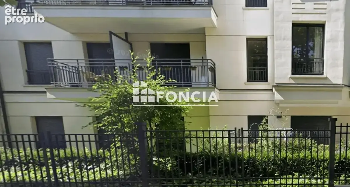 Appartement à SAINT-MAUR-DES-FOSSES
