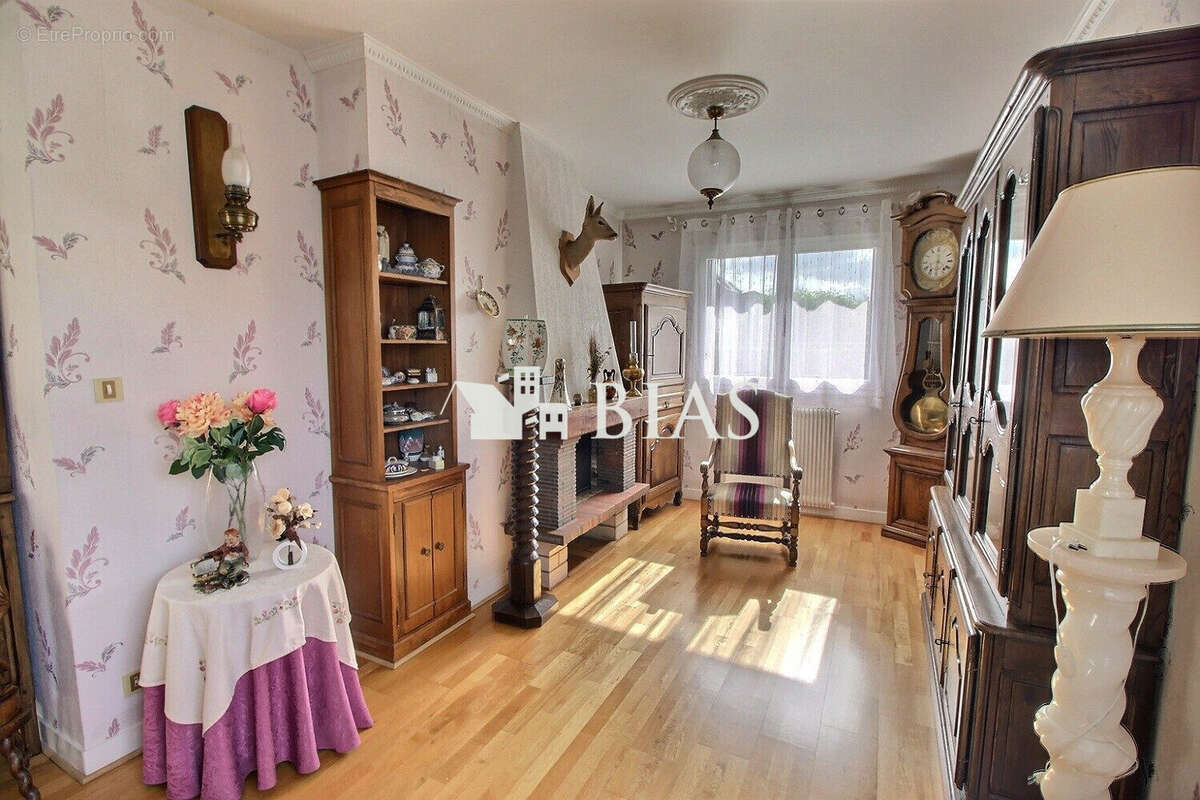 Maison à CAUDEBEC-LES-ELBEUF