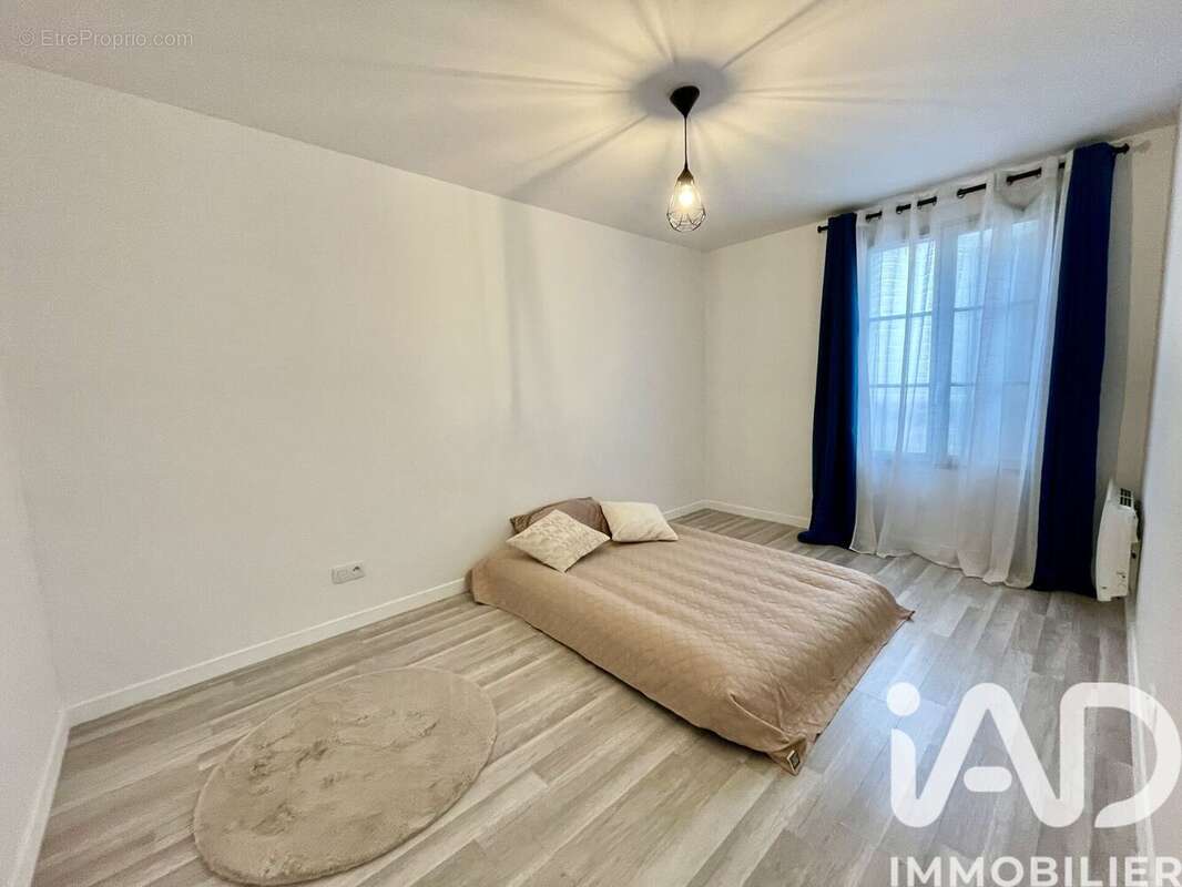 Photo 5 - Appartement à MOISSY-CRAMAYEL