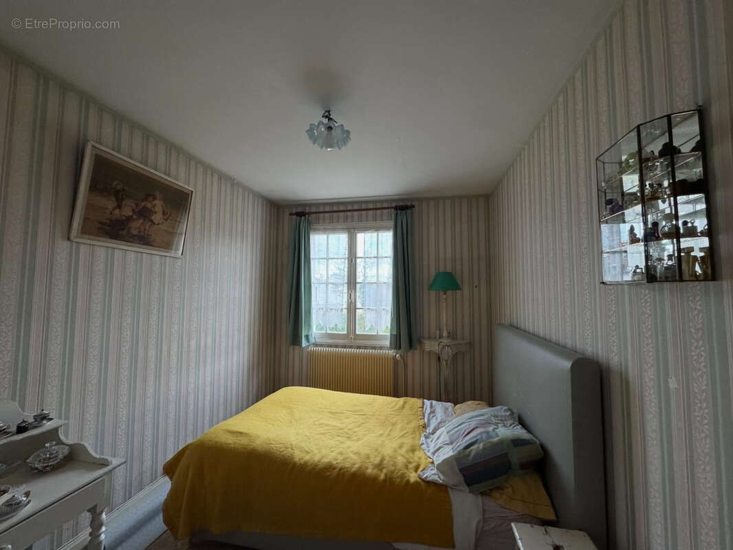 Maison à CHATENOY-LE-ROYAL