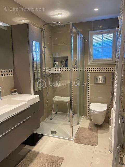 Maison à JOUY-MAUVOISIN