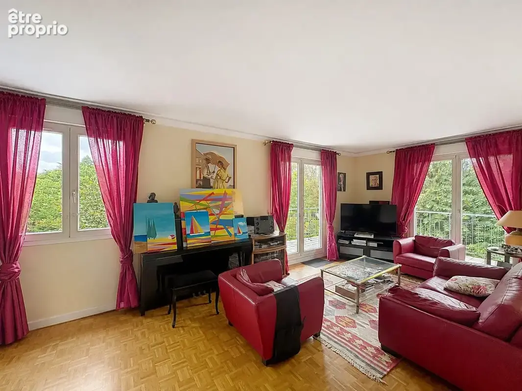 Appartement à L'HAY-LES-ROSES