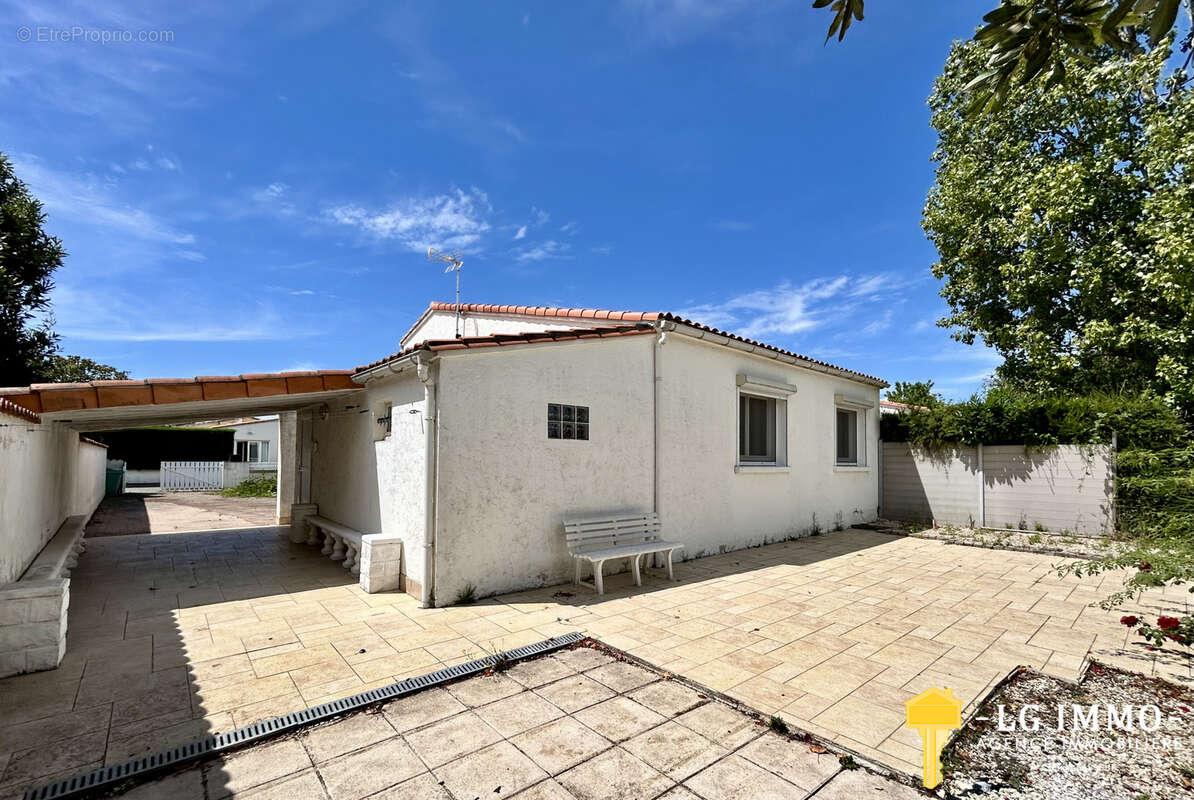 Maison à BARZAN