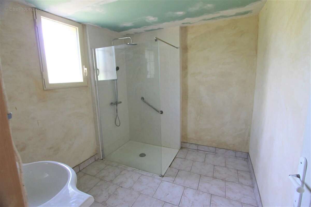 Maison à SAINT-AUBIN-DE-LANQUAIS