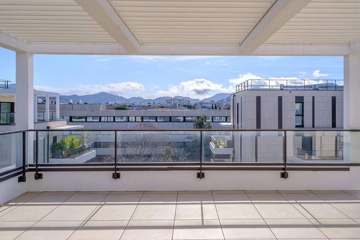 Appartement à MARSEILLE-8E