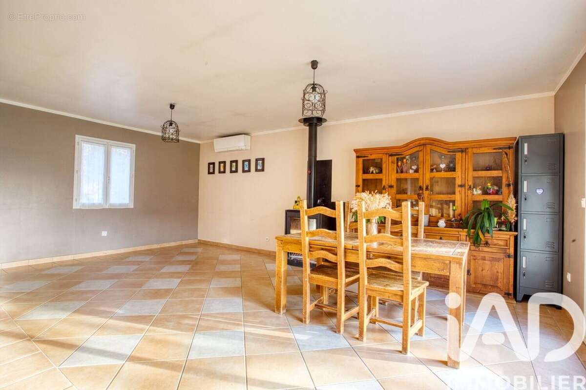 Photo 4 - Maison à BAGNOLS-EN-FORET