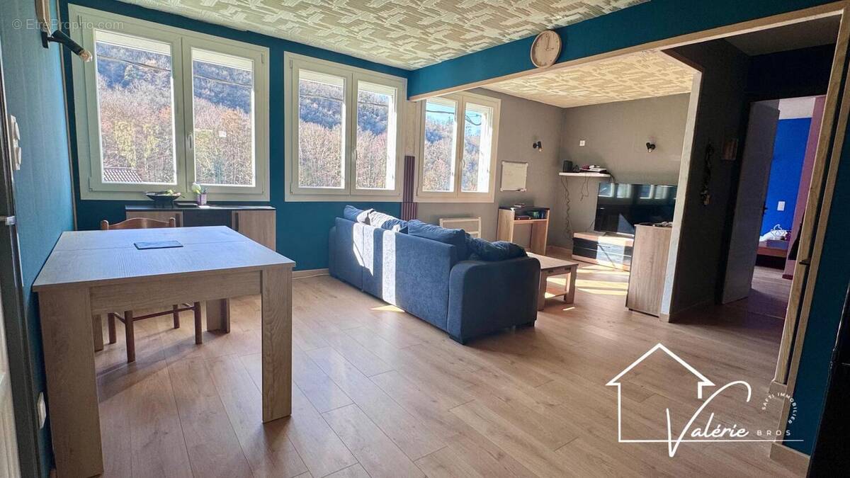 Photo 1 - Appartement à MASSIAC