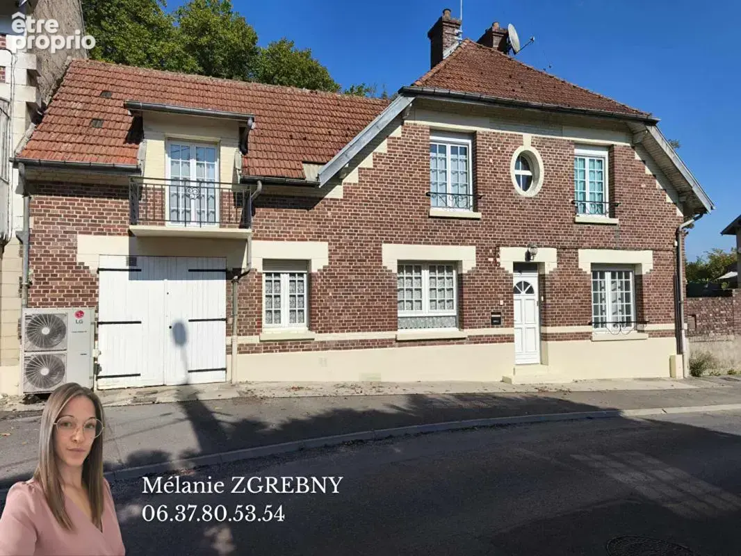 Maison à COUCY-LE-CHATEAU-AUFFRIQUE