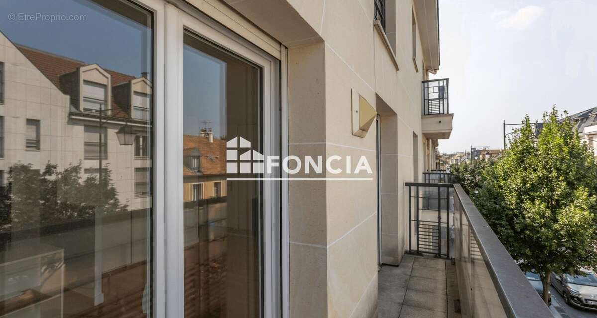 appartement 2 pièces récent en centre ville - photo 2