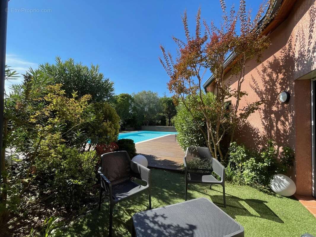 Maison à VIGOULET-AUZIL