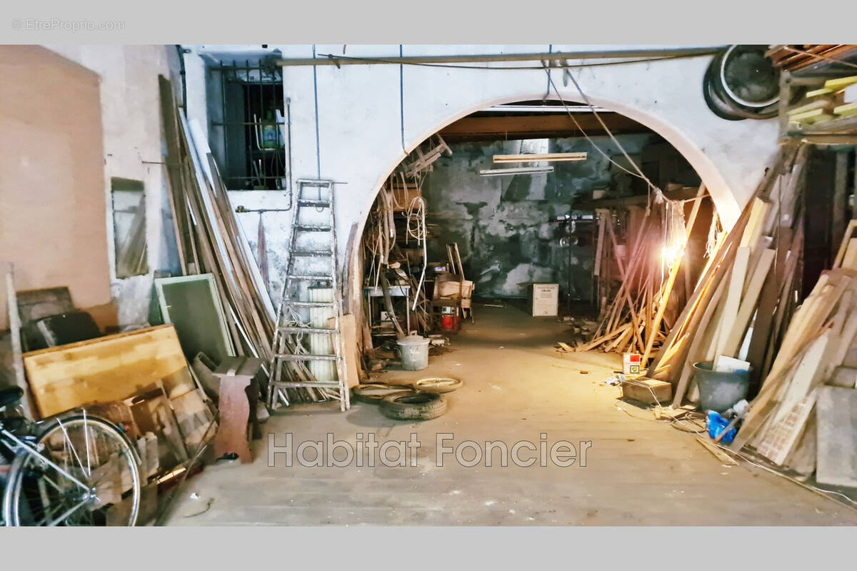 Parking à PERPIGNAN