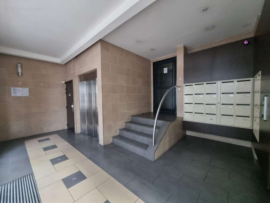 Appartement à LE BOURGET