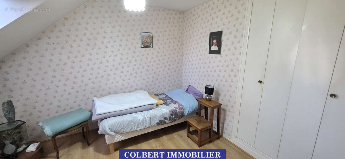 Maison à MONETEAU