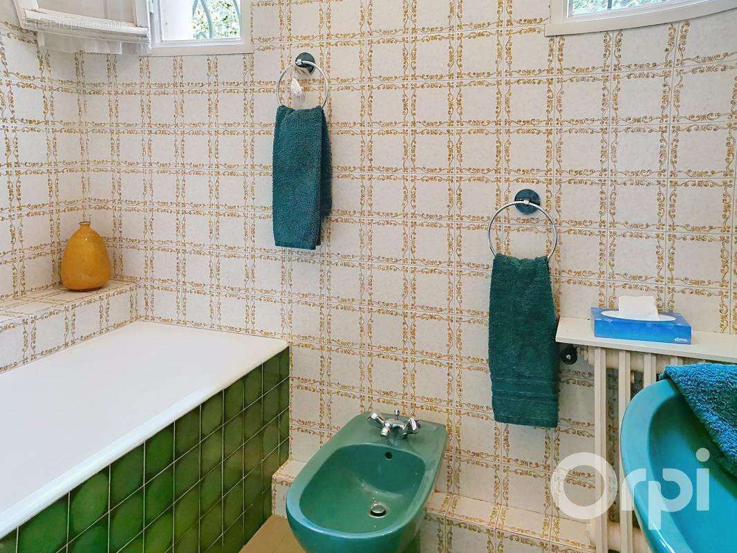 RARE à la vente villa d'exception de 191 m² type 5 sur 1995 m² de terrain - photo 19