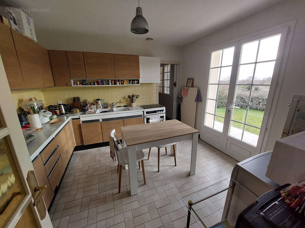 Maison à FLAVIGNAC