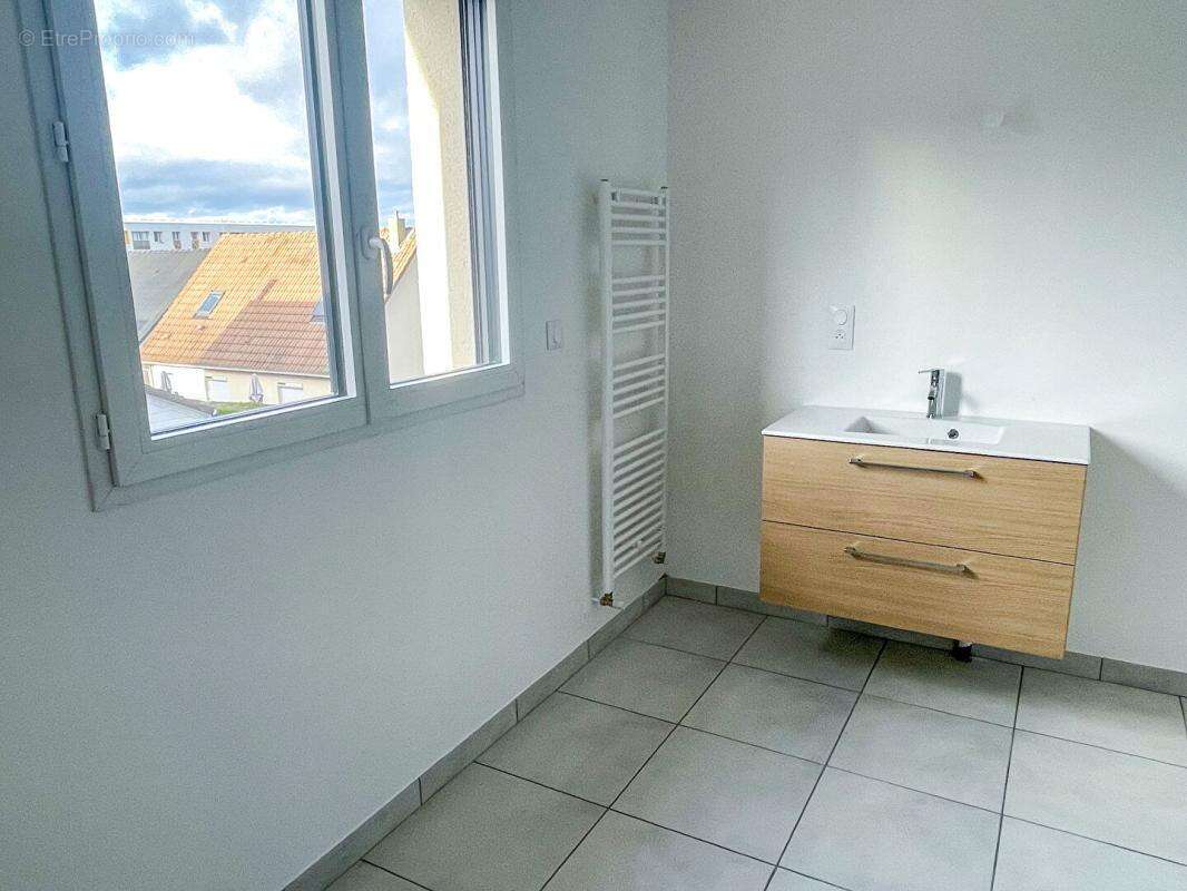 Maison à PETIT-COURONNE