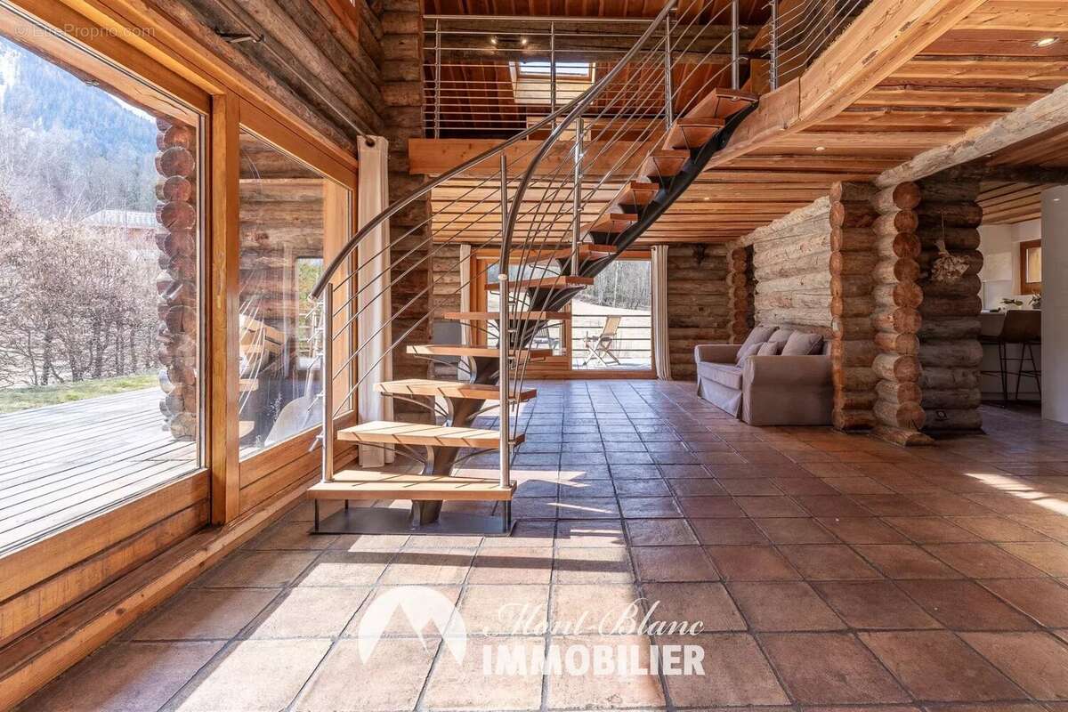 Maison à LES HOUCHES