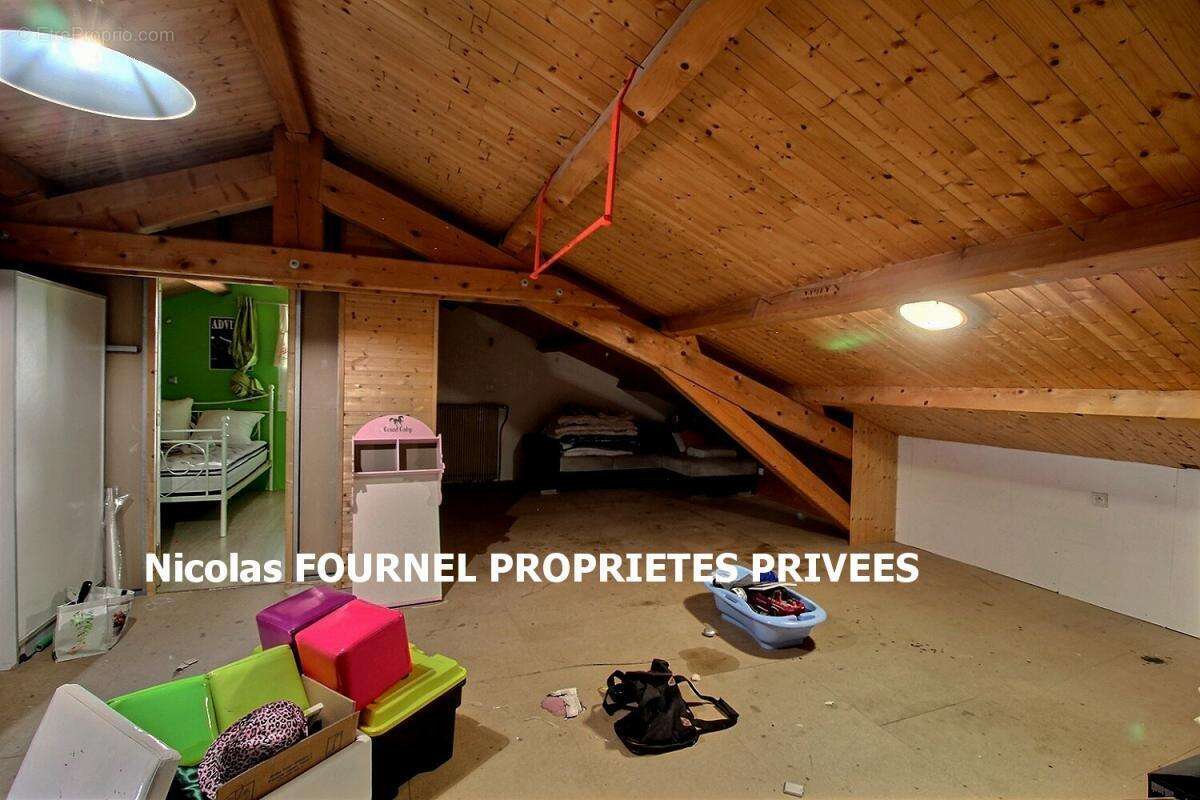 Maison à RIOTORD