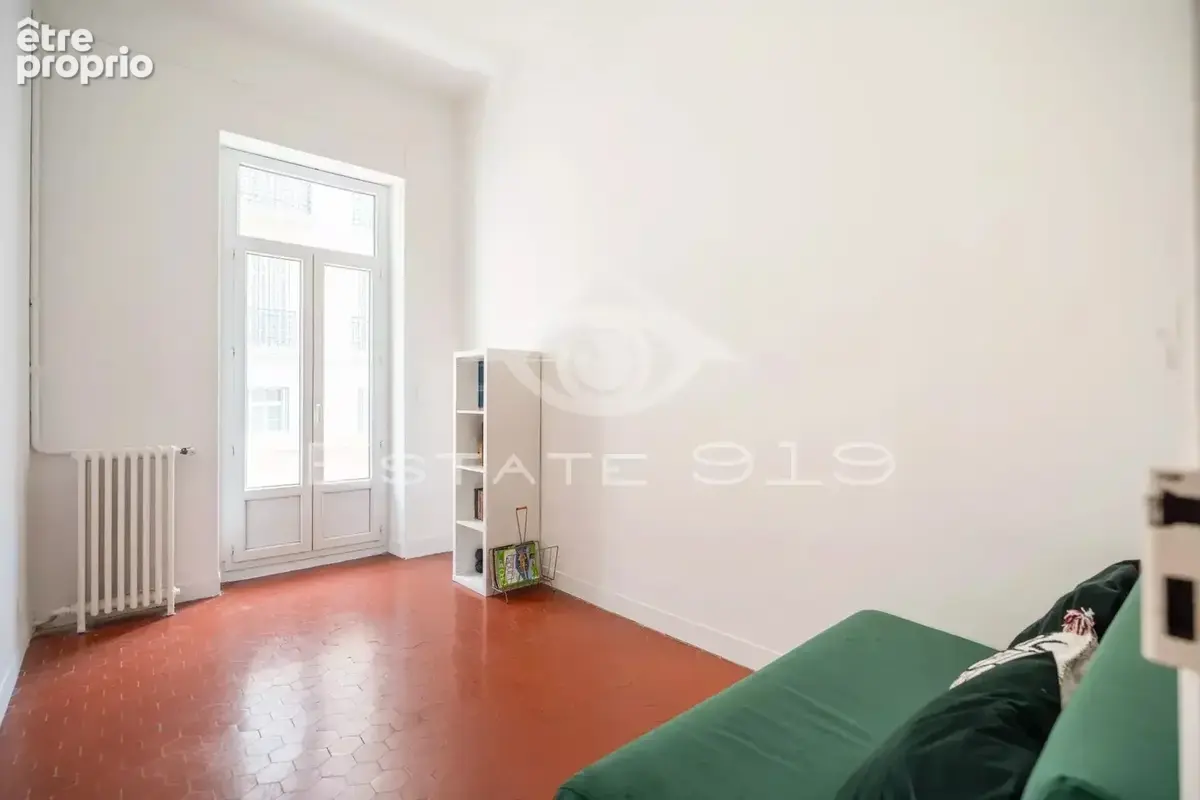 Art déco & terrasse de 47m2 – Parc Longchamp - photo 7
