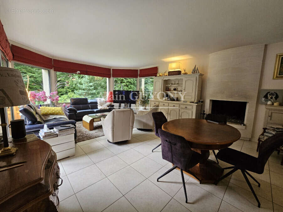 Maison à PONT-L'EVEQUE