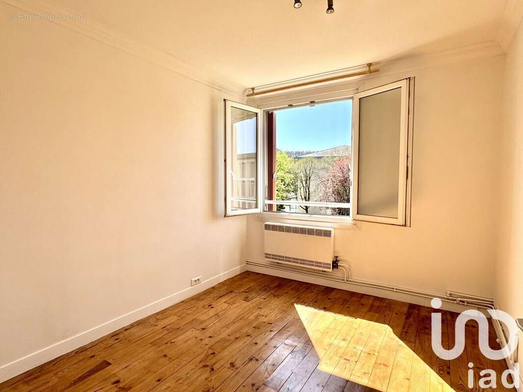 Photo 9 - Appartement à RUEIL-MALMAISON