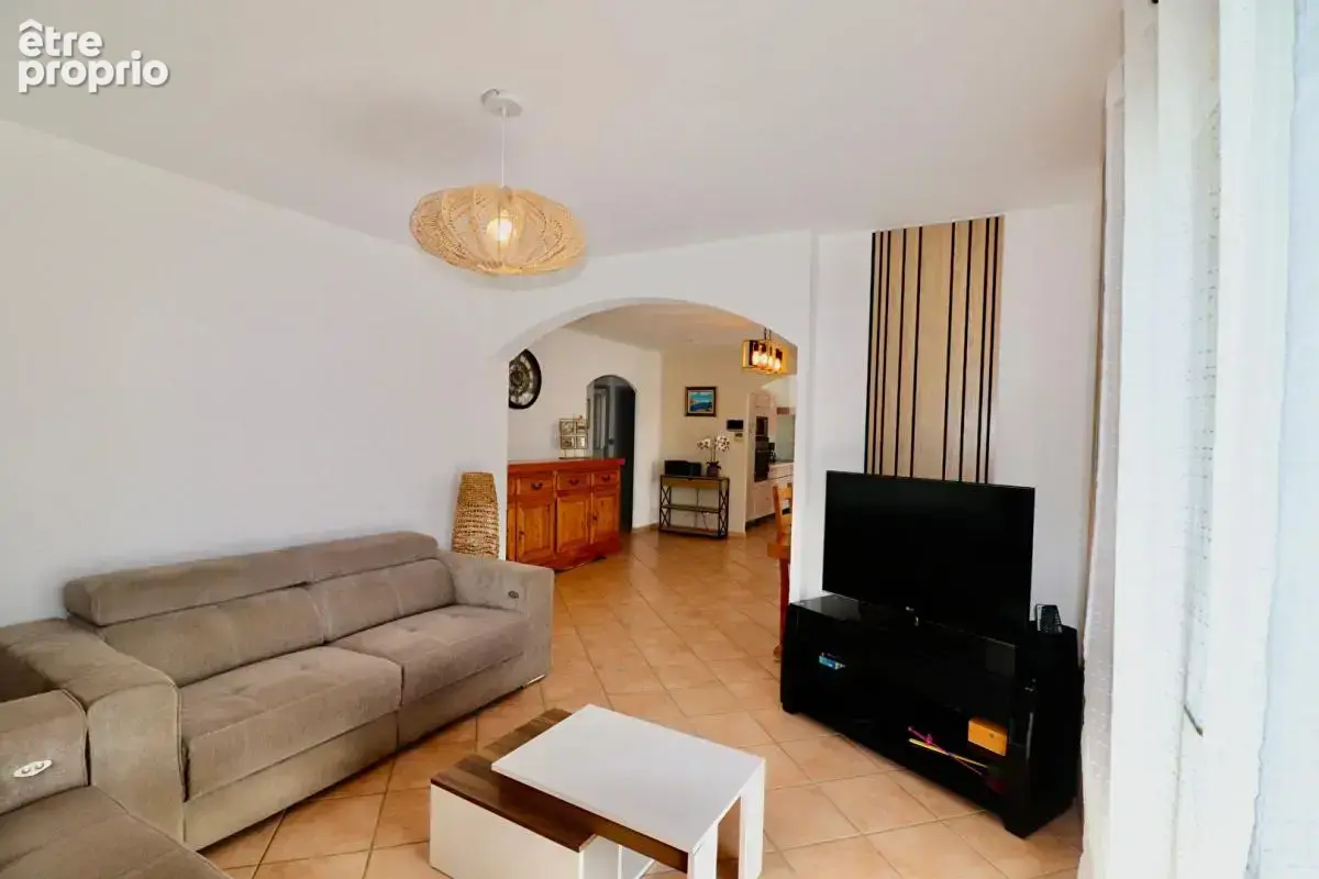 BELLEGARDE  Maison 113 m² avec piscine sur 800 m² de terrain - photo 5
