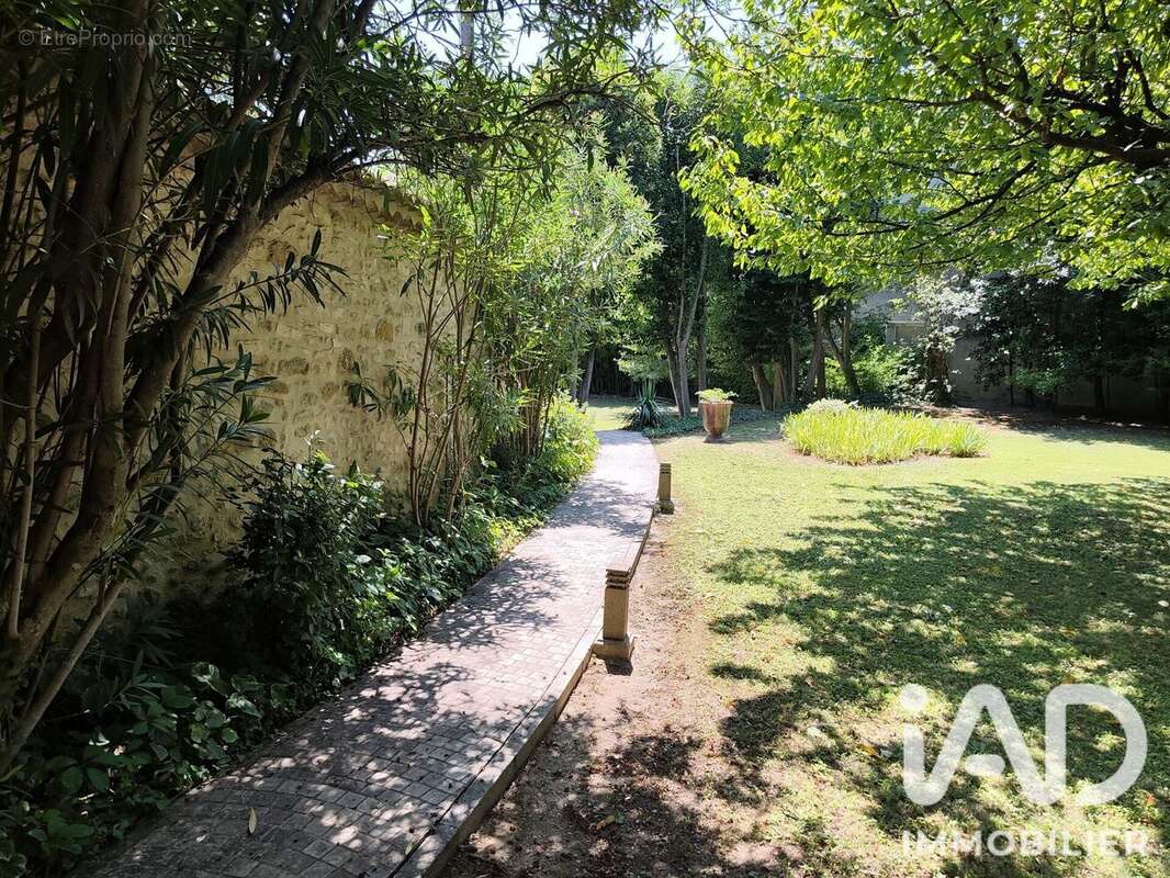 Maison 115 m² à Saint-Marcel-D'ardeche  - photo 5