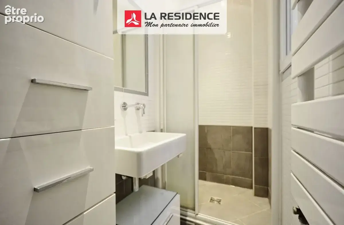 Appartement 3 pièces 51 m² à vendre à Paris-18e (75018) - photo 7