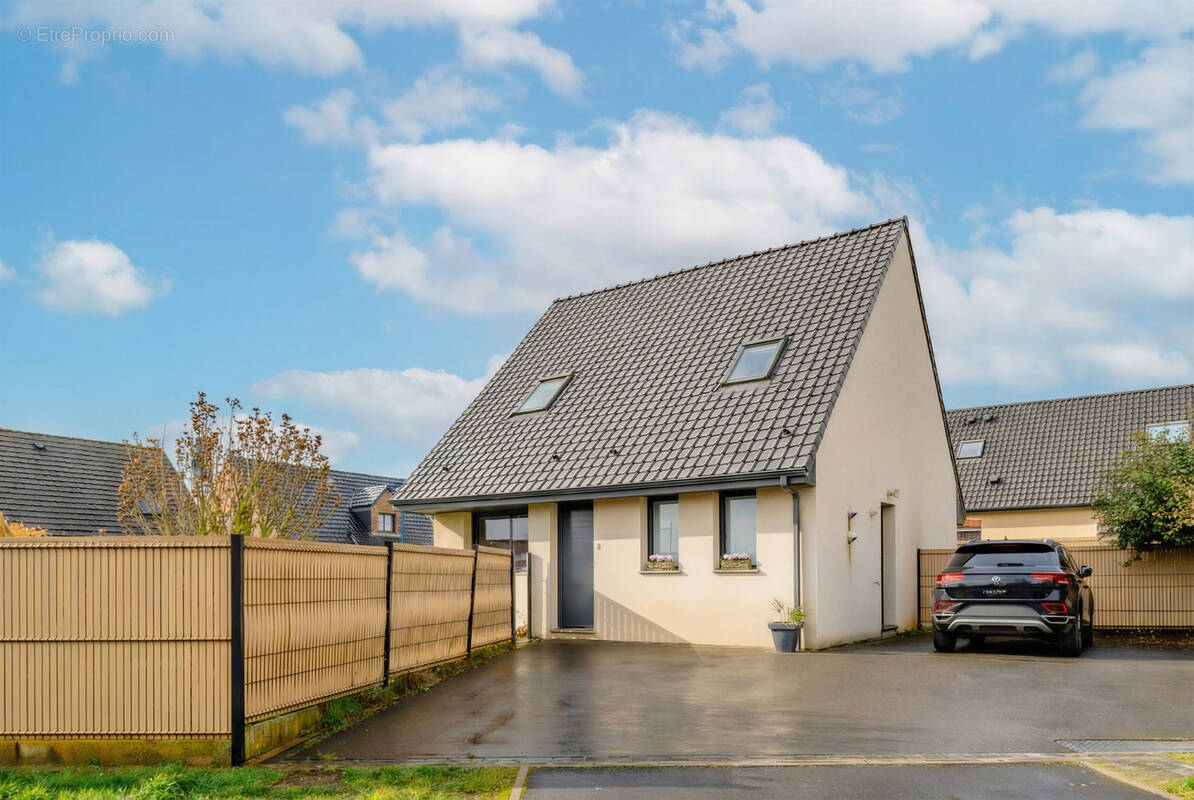 Maison à ANNOEULLIN