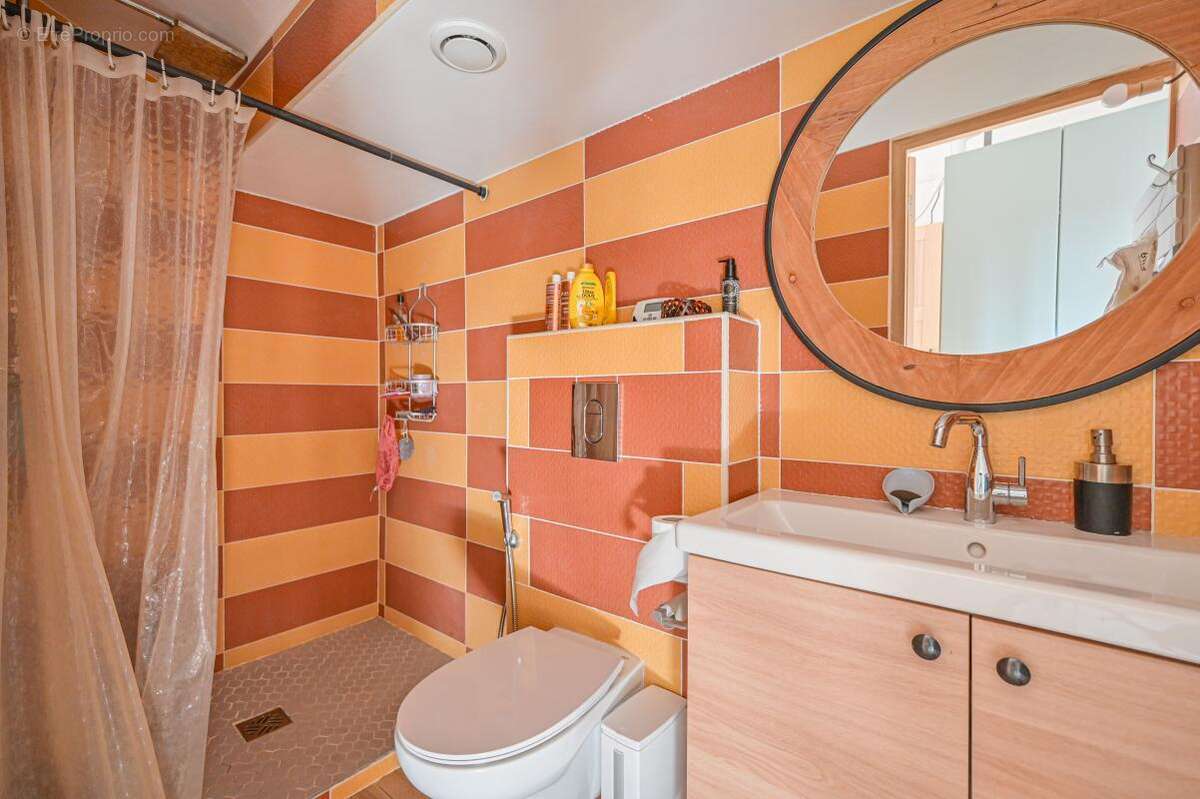 Appartement à PARIS-19E