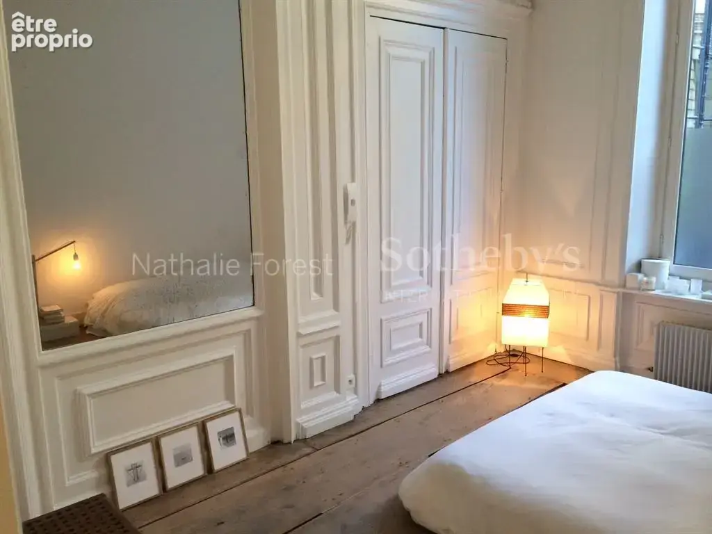 Appartement de caractère -120 m² -Rez-de-jardin d’un hôtel particulier - photo 3