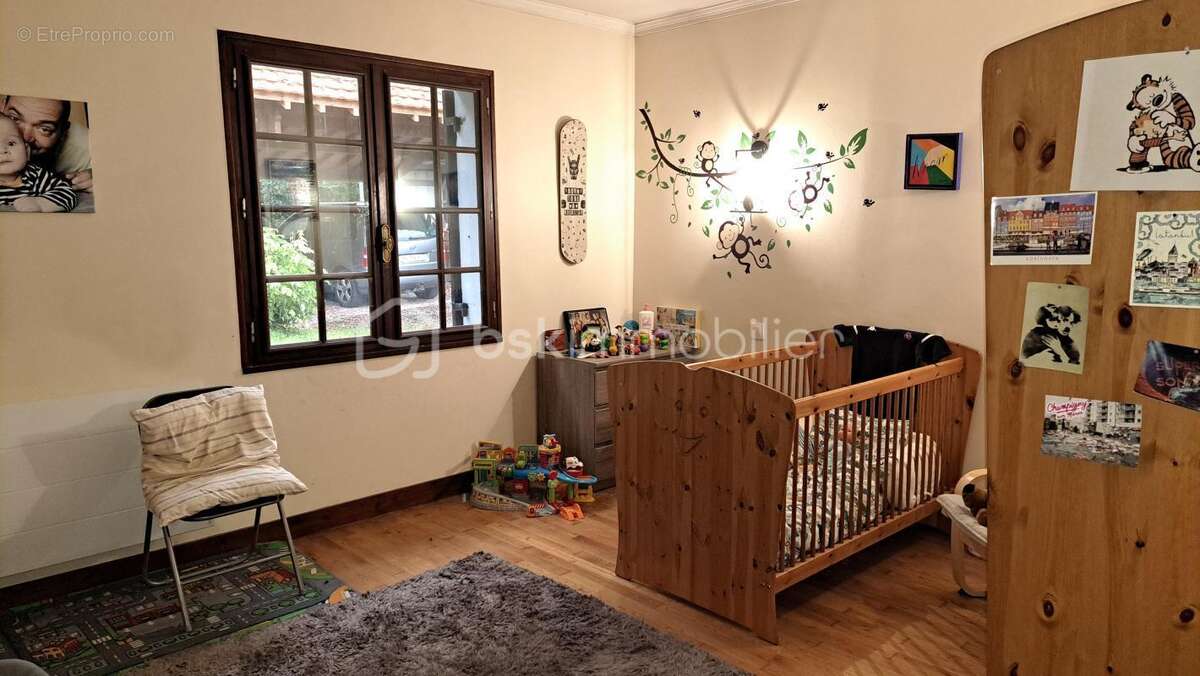 Maison à SAINT-ASTIER