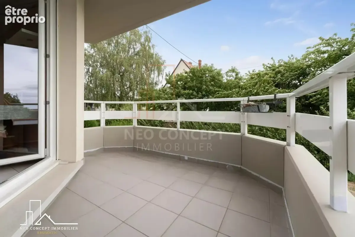 Évasion à Kriegsheim : Superbe 3 Pièces avec Terrasse, Vue Dégagée et Garage ! - photo 3